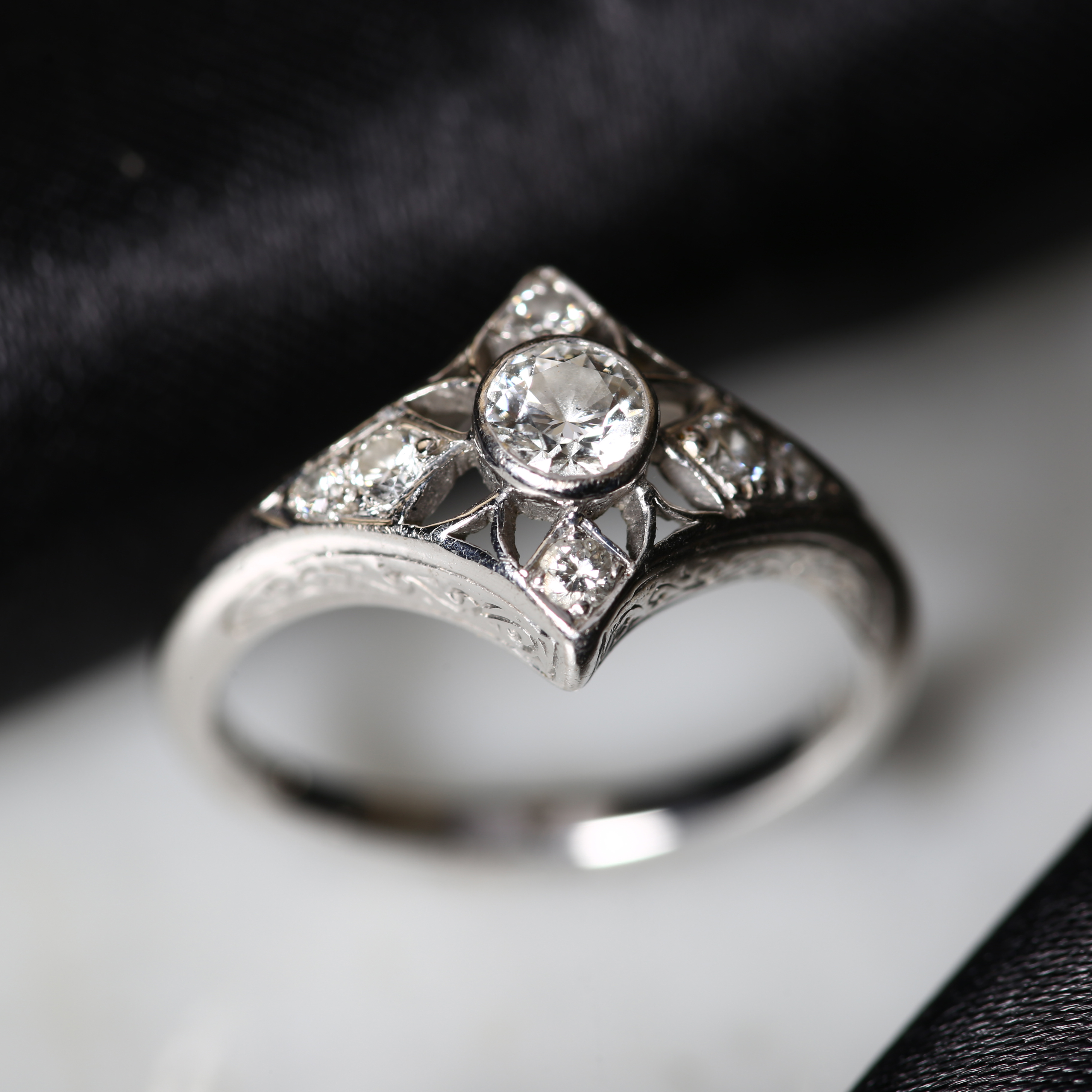 Art Deco Style 18ct White Gold Diamond Ring